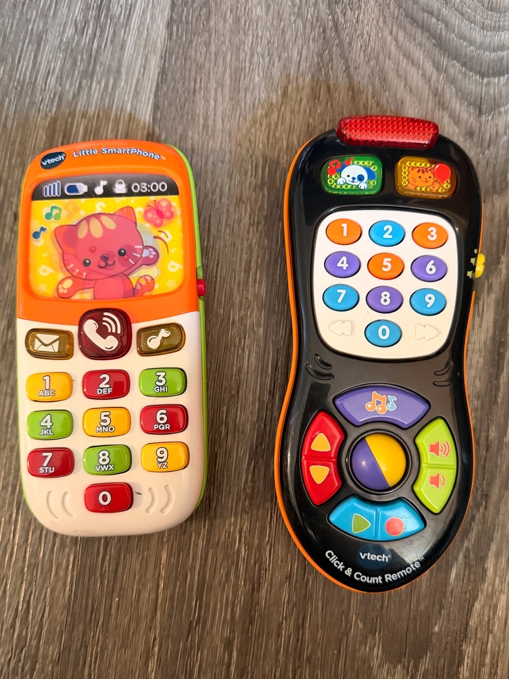 Little Smartphone & Click & Count Remote Toy Set